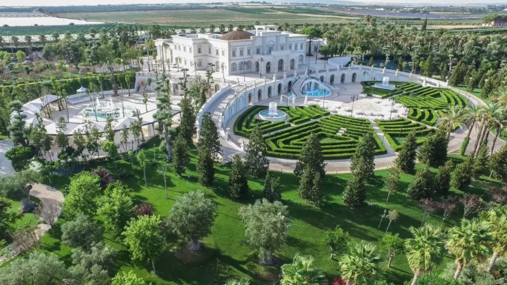 Giardini Reggia dei Tessali